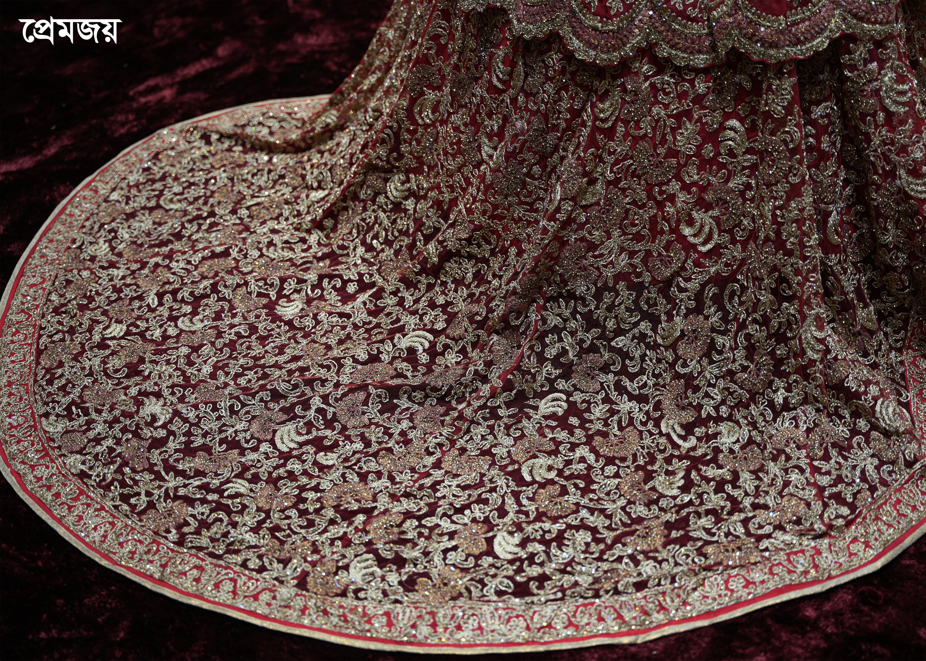 🔥 Flat 70% – 80% OFF - Luxury Tail Cut Bridal Gown | D71