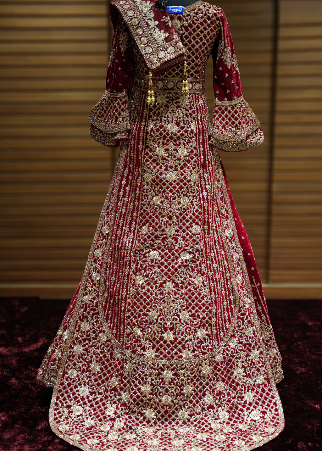 🔥 Flat 70% – 80% OFF - Luxury Tail Cut Bridal Sharara | D51