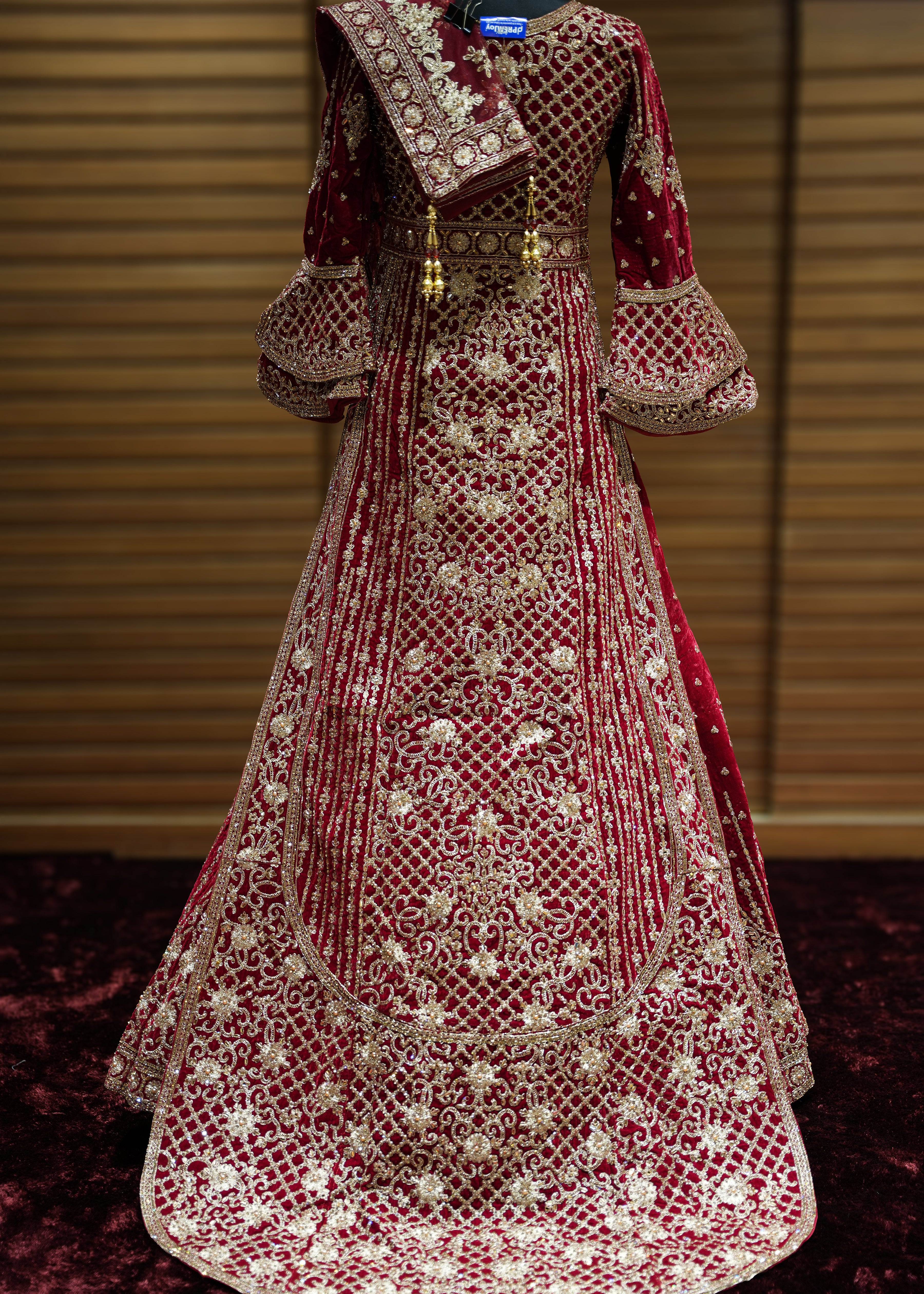 🔥 Flat 70% – 80% OFF - Luxury Tail Cut Bridal Sharara | D51