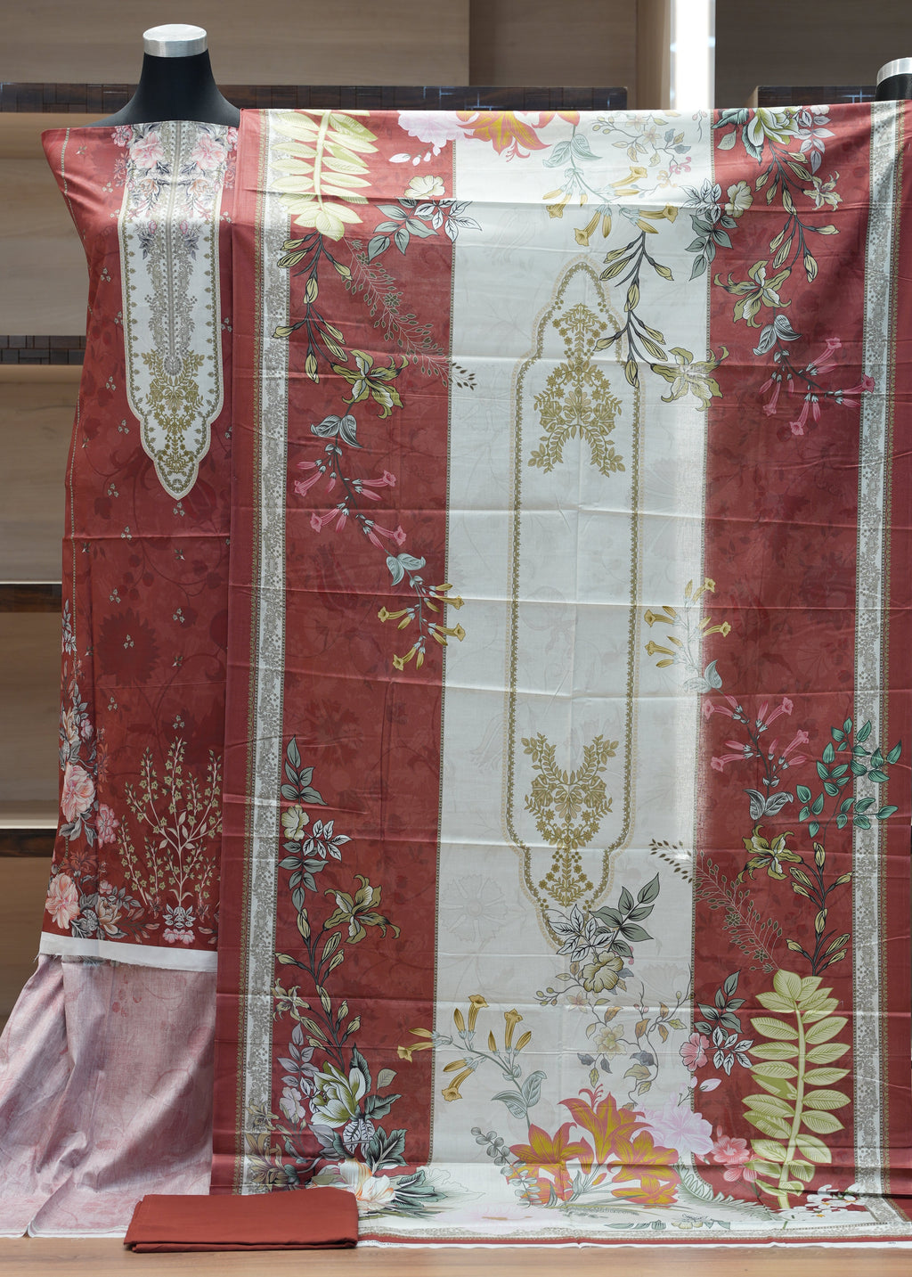 🛍️ Buy at Wholesale Price | Premium Cotton Lawn – D2