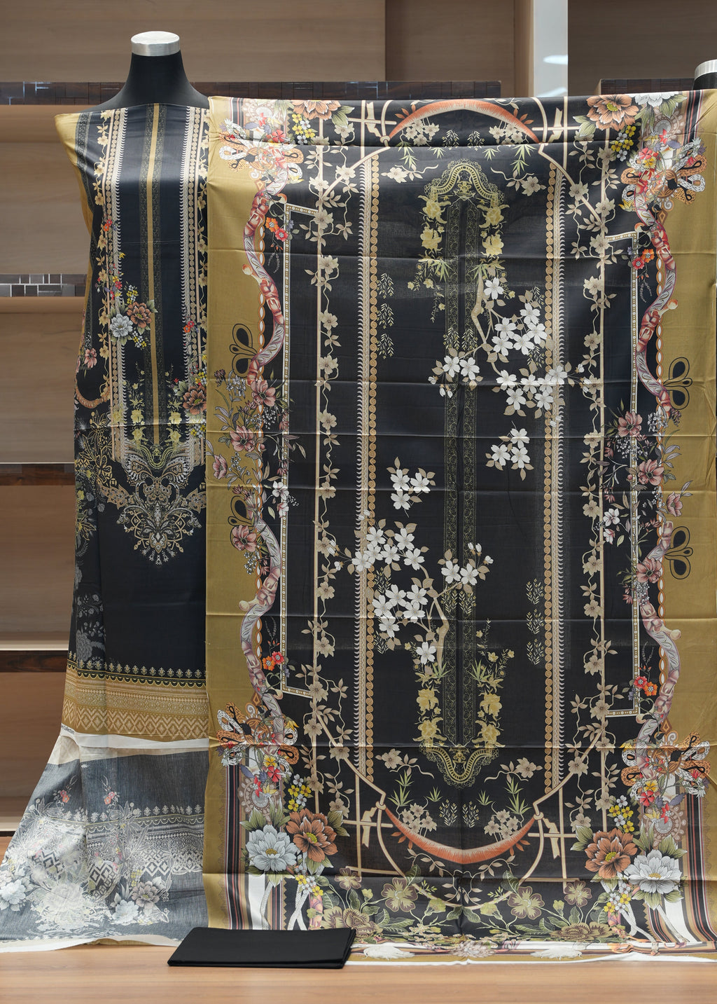 🛍️ Buy at Wholesale Price | Premium Cotton Lawn – D6