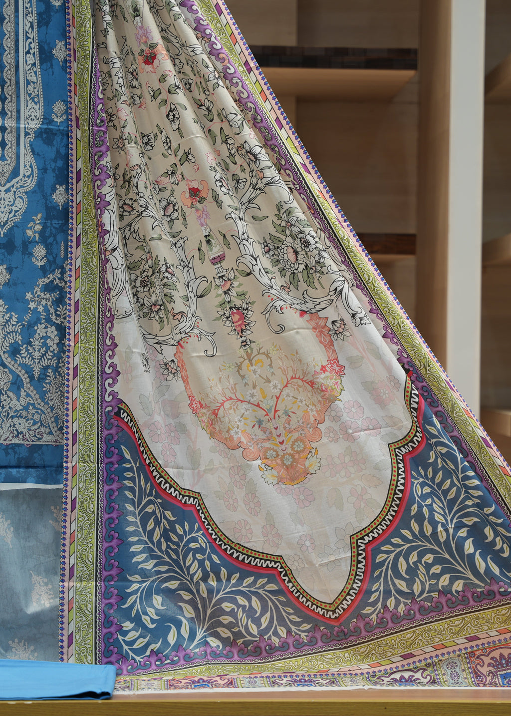 Pure Cotton Unstitched Three Piece – D115