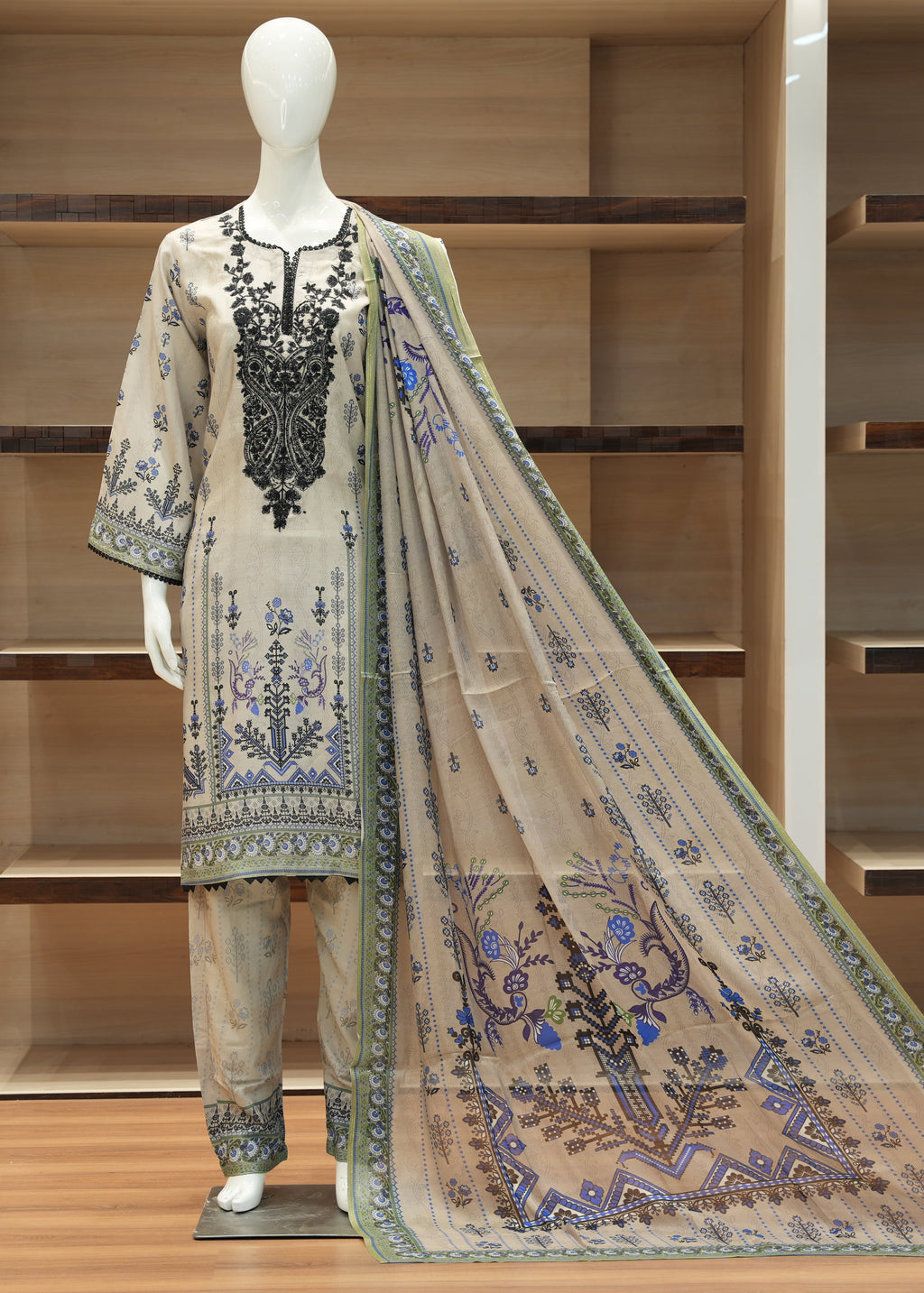 Readymade Three Piece Set – D128