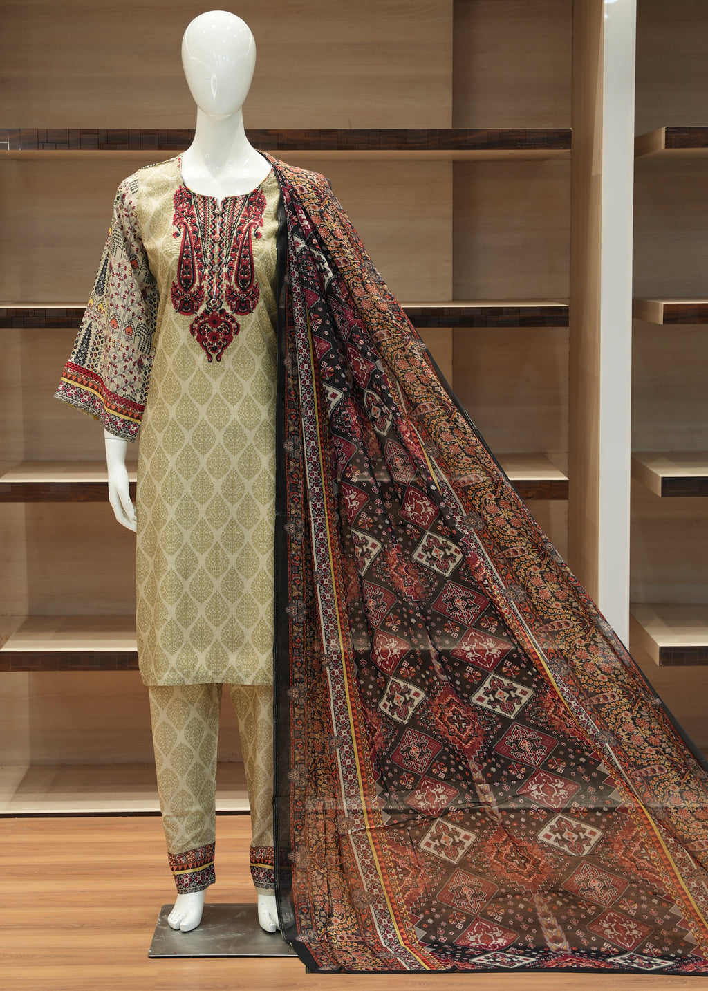 Readymade Three Piece Set – D126