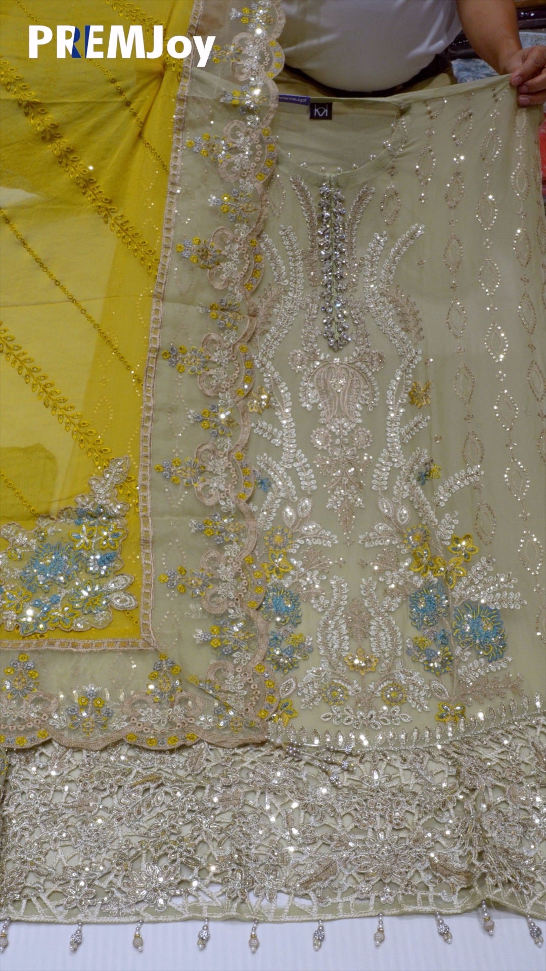 Pakistani Unstitched Chiffon Salwar Kameez – Tawakkal